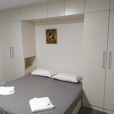 Regency Apartments Adelaide Esterno foto