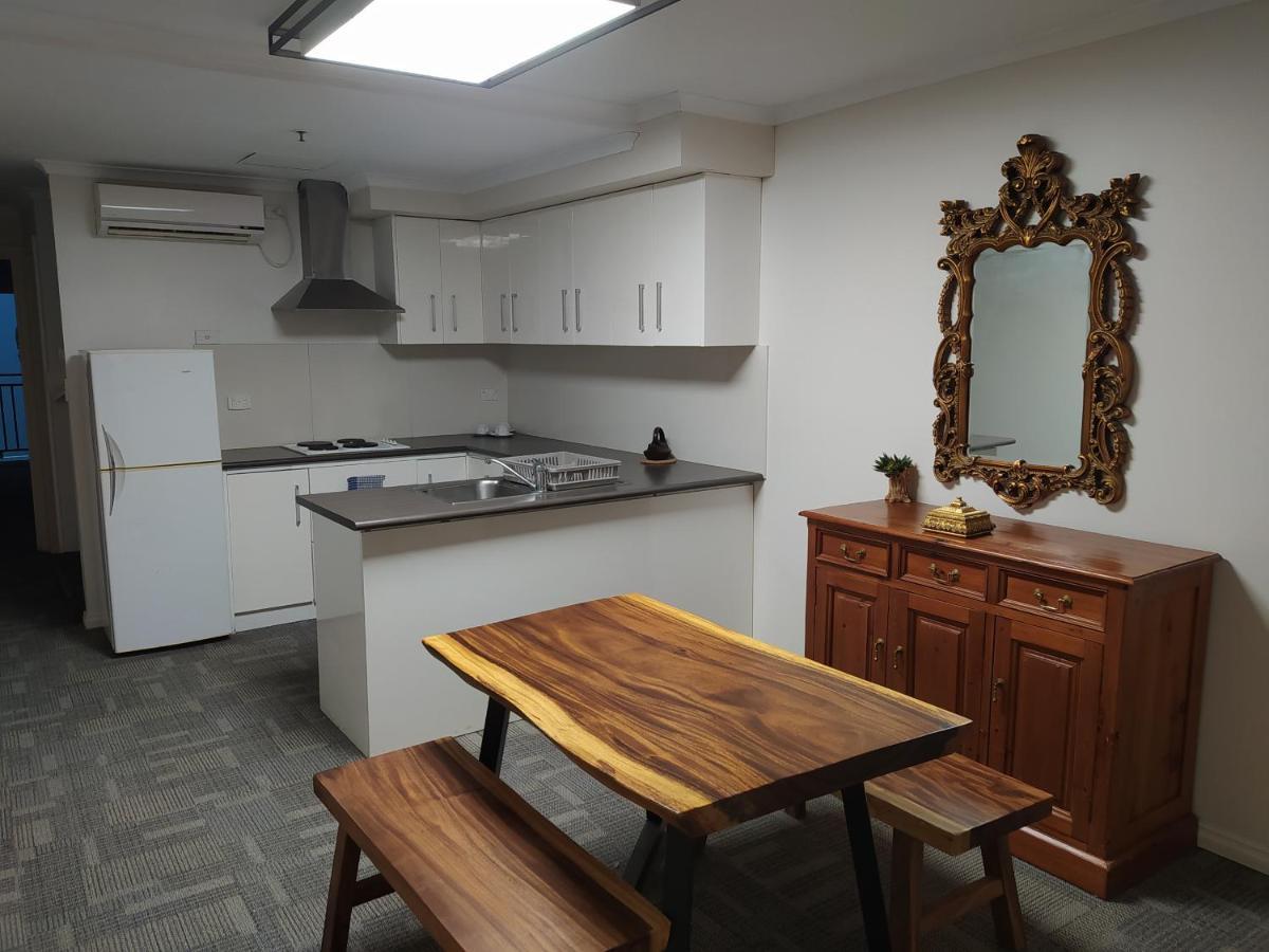Regency Apartments Adelaide Esterno foto